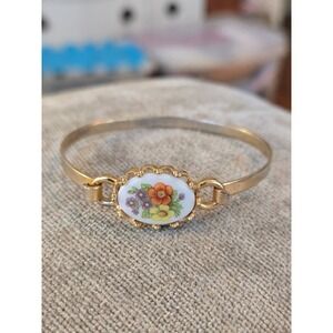 Avon French Flowers Bracelet 1975 6in So Pretty!!